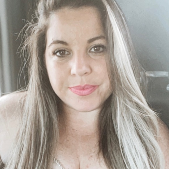 Meet your Posher, Tali - Picture 2 of 2